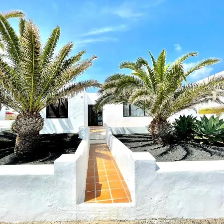 Only Adultos With Freewifi, In Front Of The Ocean And In Vila Charco del Palo
