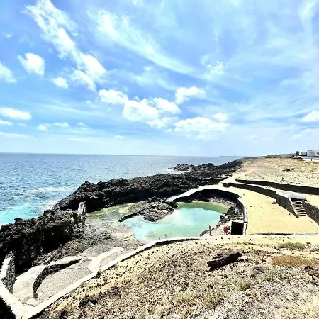 Villa Only Adultos With Freewifi, In Front Of The Ocean And In Charco del Palo