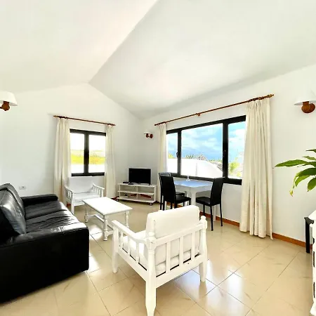 Only Adultos With Freewifi, In Front Of The Ocean And In Villa