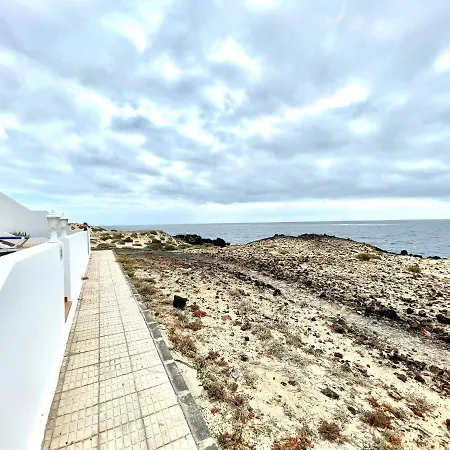 Villa Only Adultos With Freewifi, In Front Of The Ocean And In *