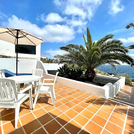 Only Adultos With Freewifi, In Front Of The Ocean And In Charco del Palo
